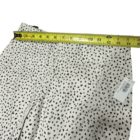Old Navy Cream with Black Spots Side Zip Pants - Picture 6 of 12